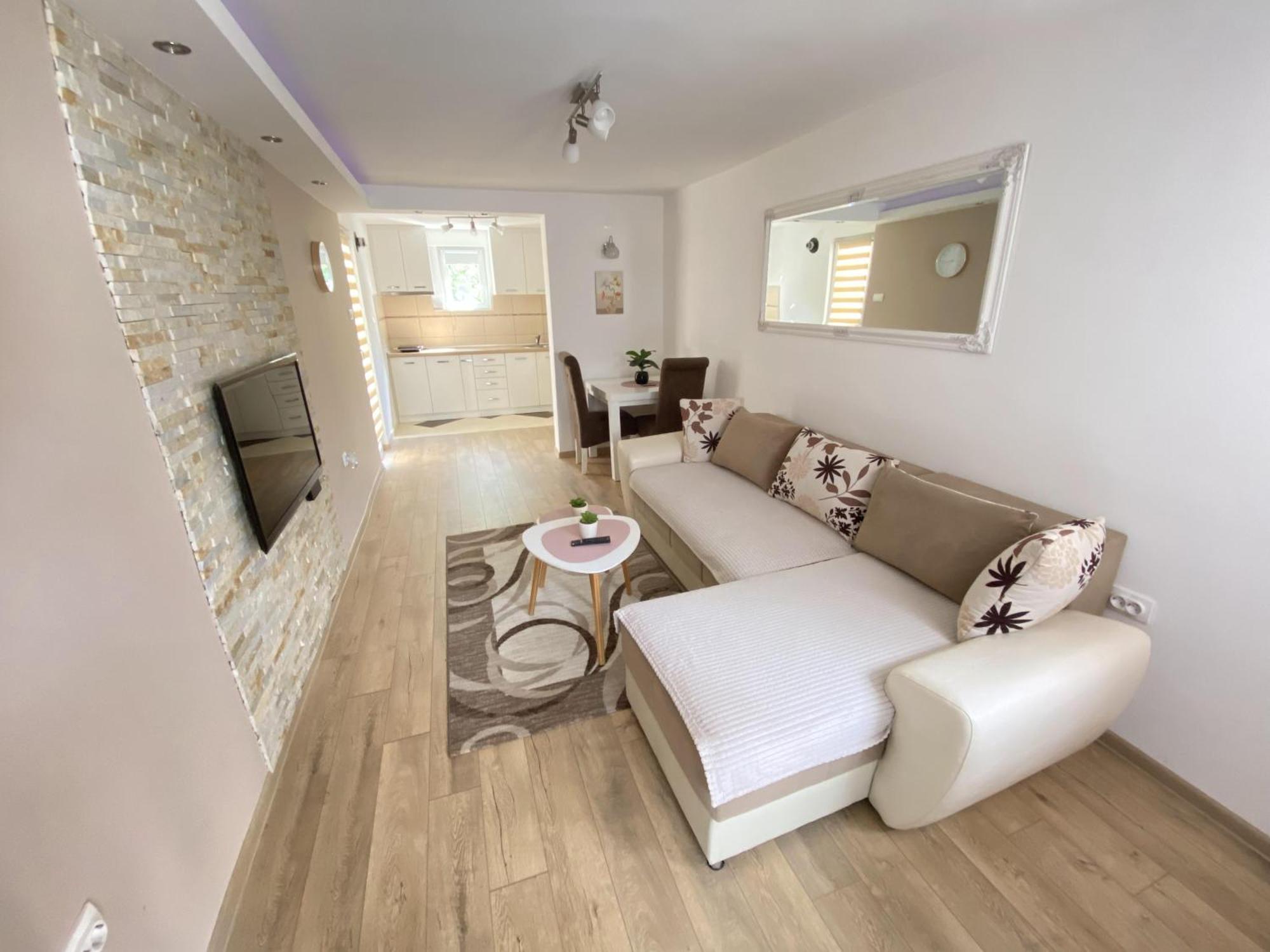 Apartman Mina Mataruska Banja Luaran gambar